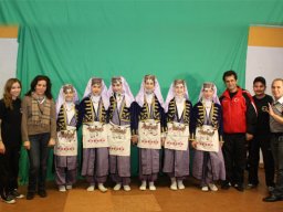 Halk Oyunlari Kostüm